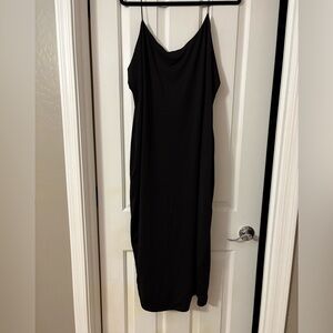 Fashion Nova Elegant Black Midi